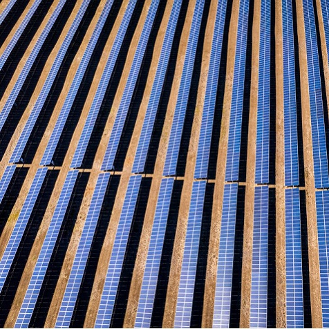Vesper Energy menutup $590 juta untuk projek solar Texas 745 MW
        