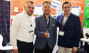 pameran global bluesun solar --- 2019 intersolar di munich, germany