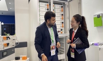 Pasukan Bluesun di SNEC PV POWER & Energy Storage EXPO 2023 di Shanghai China